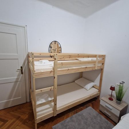 Rooms Deluxe Splatin Split Luaran gambar